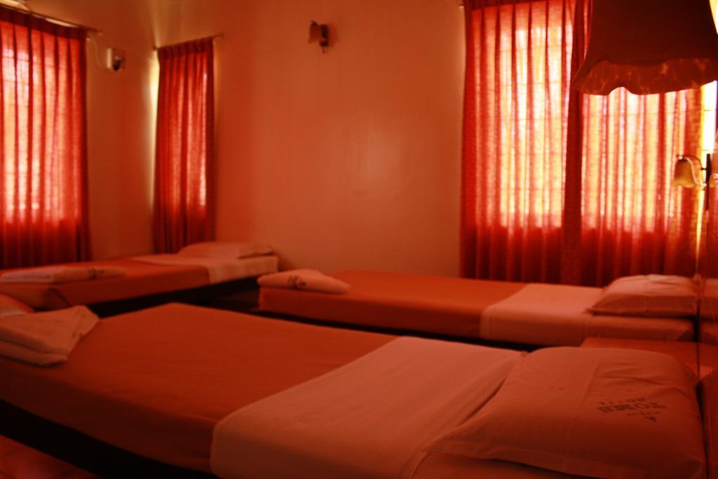 Tom'S Hotel บังกาลอร์ ภายนอก รูปภาพ