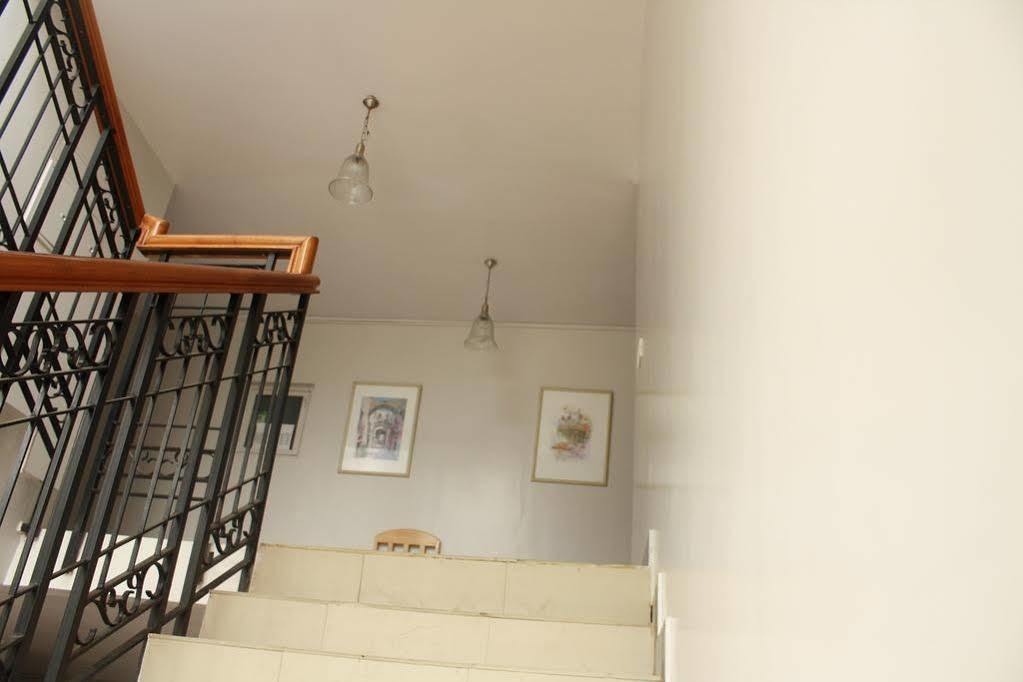 Tom'S Hotel บังกาลอร์ ภายนอก รูปภาพ